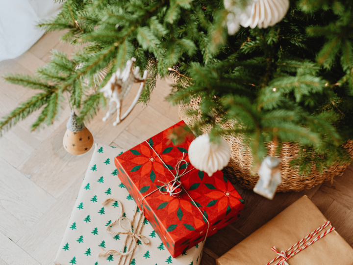 8 idées de cadeaux pour femme enceinte à Noël