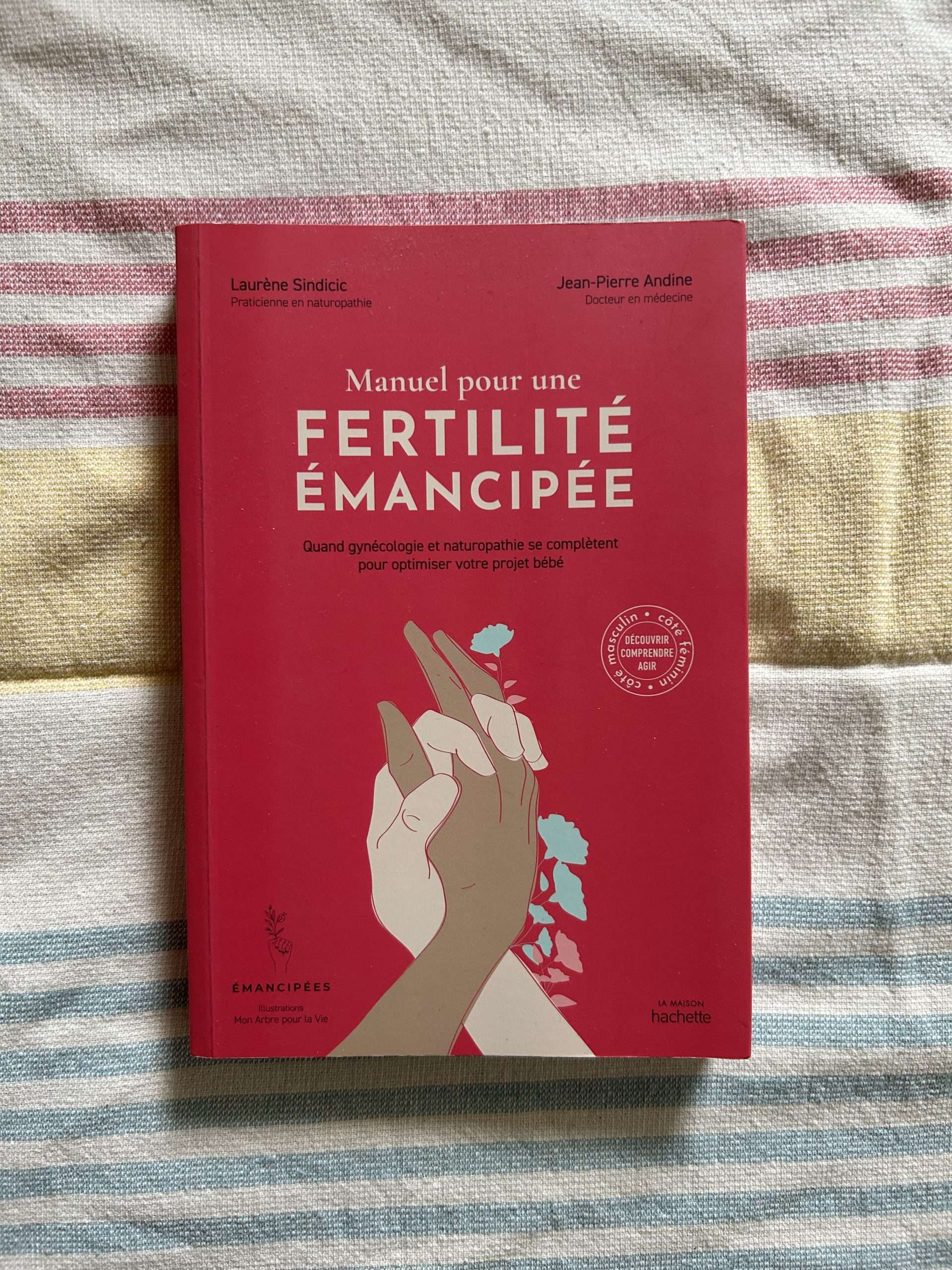 Livre a remplir, journal d'une future maman.